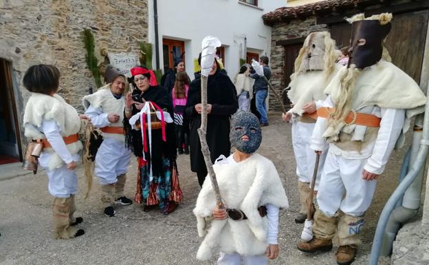 Carnavales y antruejos de Riello. 