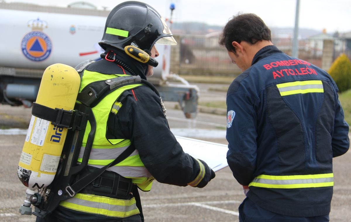 Fotos: Simulacro de los Bomberos de León