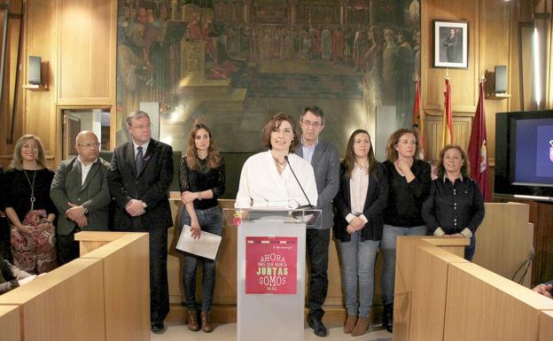 Un instante del acto oficial celebrado en la Diputación de León.