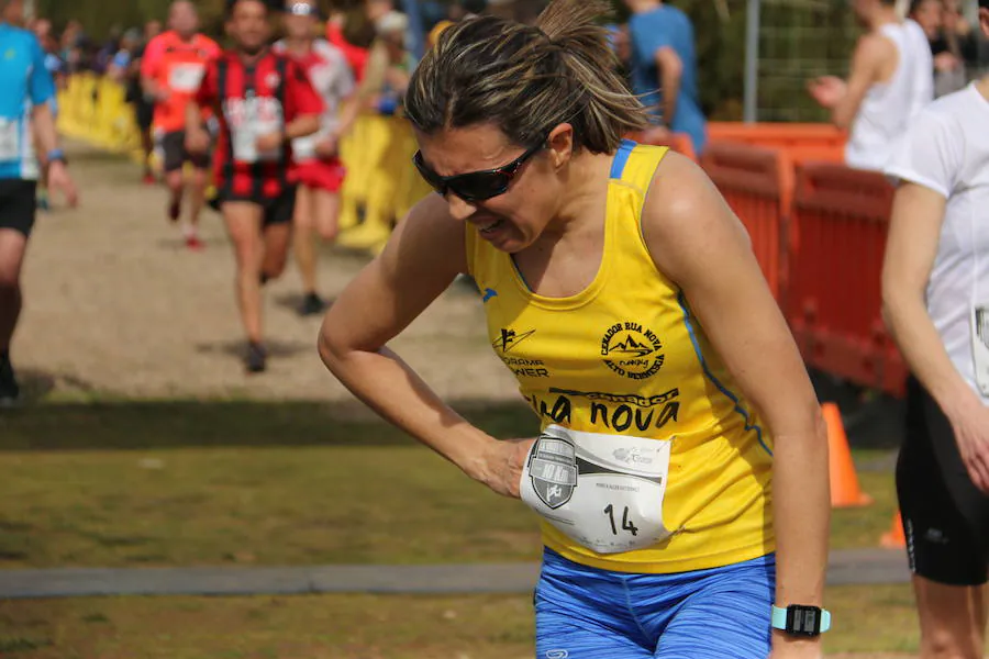 Fotos: Llegada a meta en los 10km La Virgen del Camino