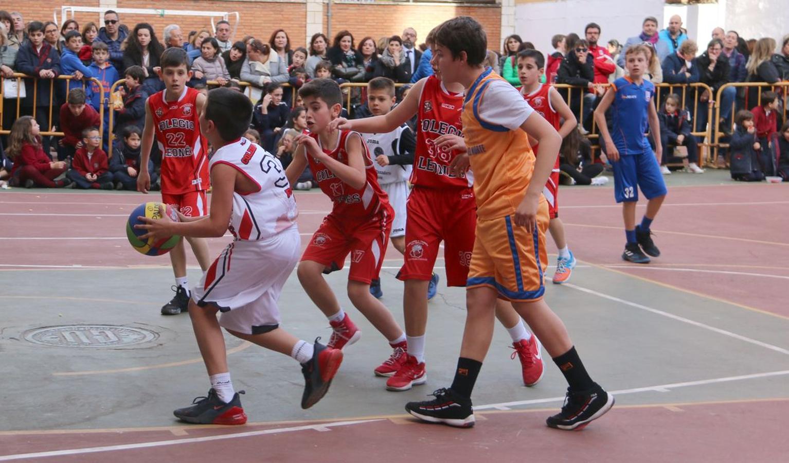 Fotos: La final del Torneo de Minibasket del Colegio Leonés