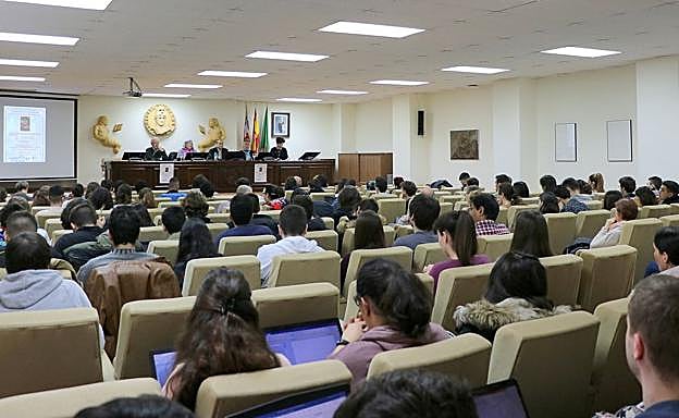 Seminario en la Universidad de León.