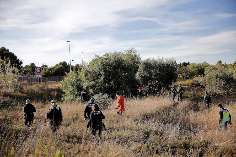 Fotos: Angustiosa búsqueda de dos niños desaparecidos en Godella