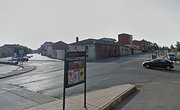 Herido de extrema gravedad un varón tras ser atropellado por un camión en Mansilla de las Mulas