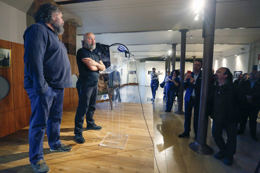 Fotos: Presentación de la exposición fotográfica &#039;A La Contra&#039; de Fulgencio Fernández y Mauricio Peña