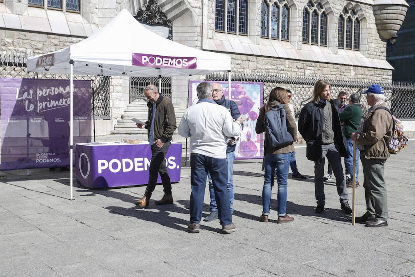 Fotos: Acto de Podemos &#039;Va a llegar la primavera&#039; en León