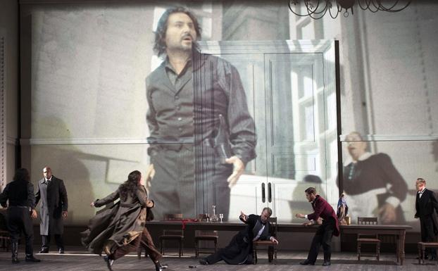 Uno de los instantes de la representación de esta ópera.