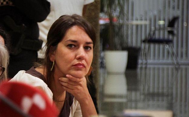 Ana Marcello, durante un pleno municipal en Villaquilambre.