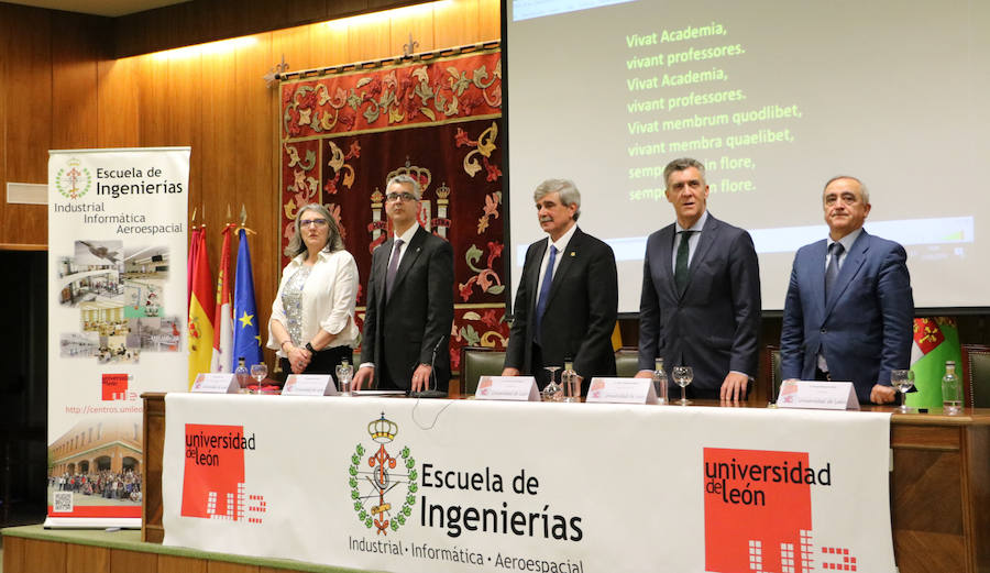 Fotos: Festividad de la Escuela de Ingenierías Industrial, Informática y Aeroespacial de la ULE