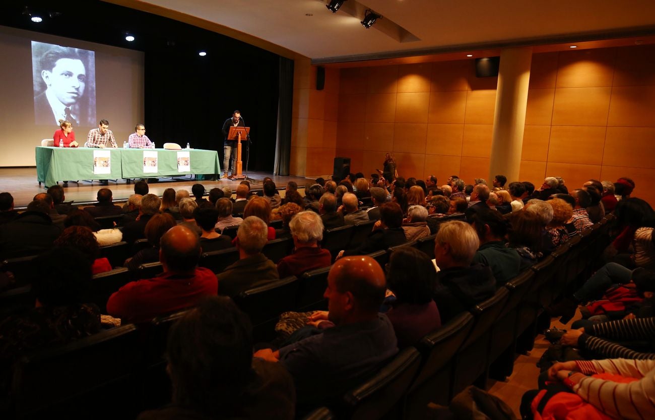 El Bierzo brinda «reconocimiento y memoria» a los alcaldes y ediles represaliados por la dictadura 