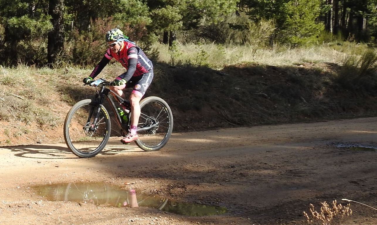 700 corredores se citan en la Power Race 2019 con la presencia de numeroso público y que ha tenido al exprofesional Santiago Blanco Gil como gran protagonista