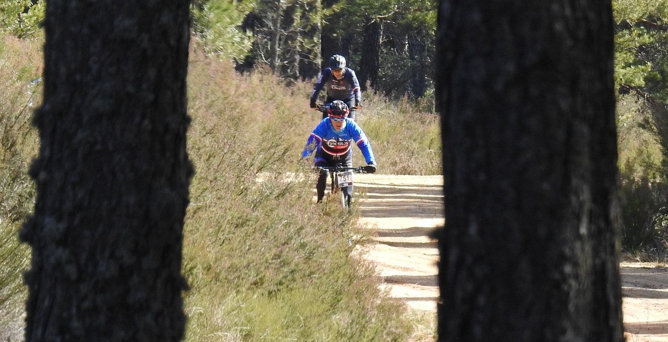 700 corredores se citan en la Power Race 2019 con la presencia de numeroso público y que ha tenido al exprofesional Santiago Blanco Gil como gran protagonista