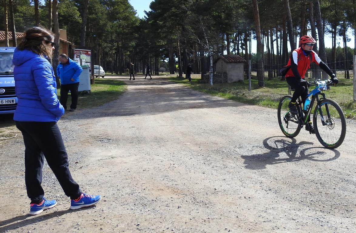 700 corredores se citan en la Power Race 2019 con la presencia de numeroso público y que ha tenido al exprofesional Santiago Blanco Gil como gran protagonista