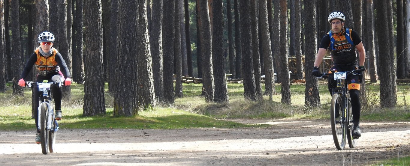 700 corredores se citan en la Power Race 2019 con la presencia de numeroso público y que ha tenido al exprofesional Santiago Blanco Gil como gran protagonista