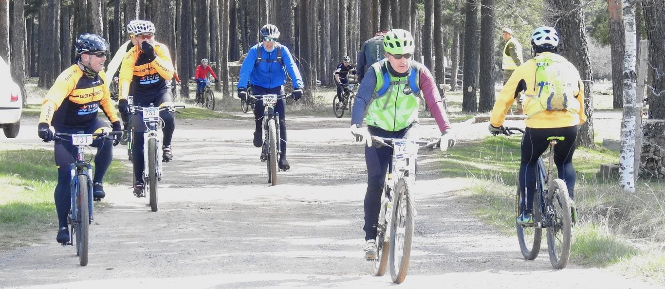 700 corredores se citan en la Power Race 2019 con la presencia de numeroso público y que ha tenido al exprofesional Santiago Blanco Gil como gran protagonista