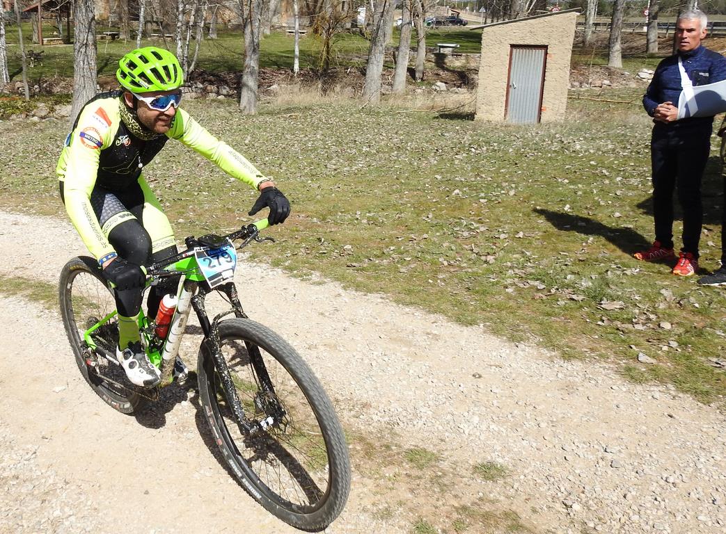 700 corredores se citan en la Power Race 2019 con la presencia de numeroso público y que ha tenido al exprofesional Santiago Blanco Gil como gran protagonista