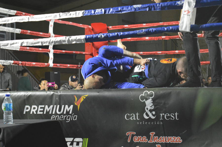 Centenares de personas se reunieron en un evento único y diferente de k 1, muay-thai, brazilian jiu-jítsu y capoeira reflejando el buen momento que vive estos deportes en León.