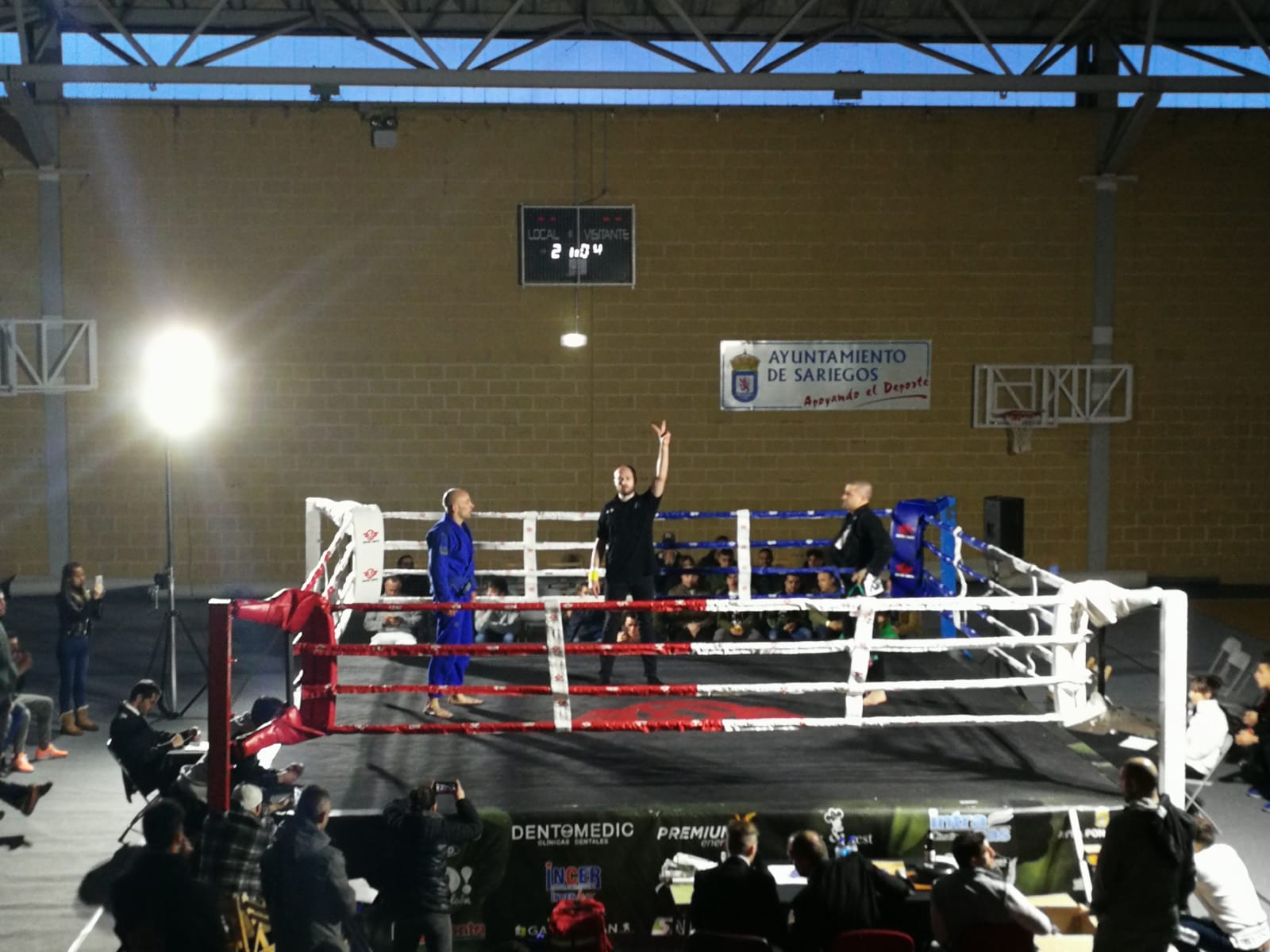 Centenares de personas se reunieron en un evento único y diferente de k 1, muay-thai, brazilian jiu-jítsu y capoeira reflejando el buen momento que vive estos deportes en León.