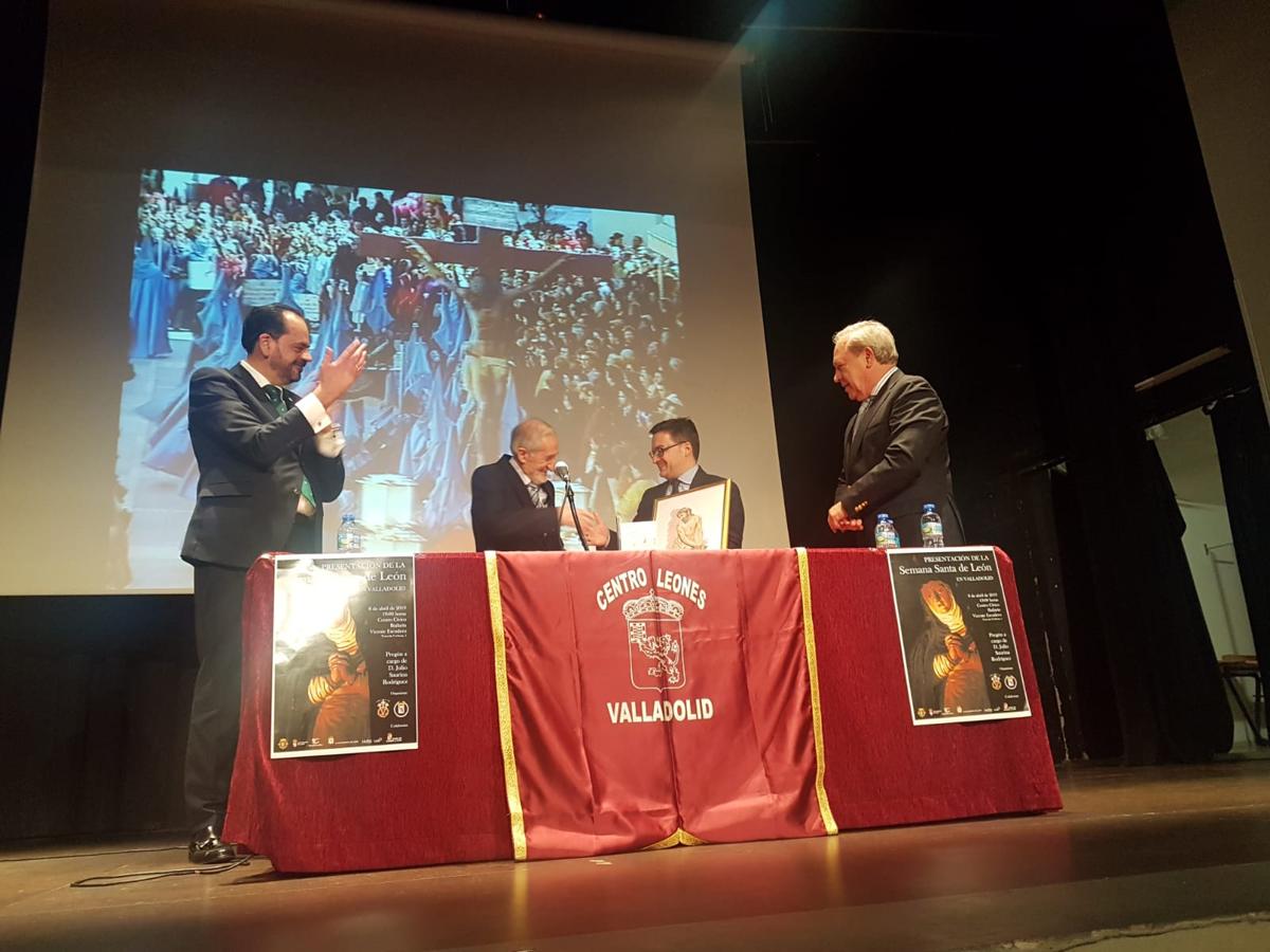 Fotos: Presentación de la Semana Santa de León en Valladolid