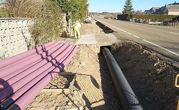 Imagen de las obras que en la actualidad se están realizando en el municipio de Cuadros.