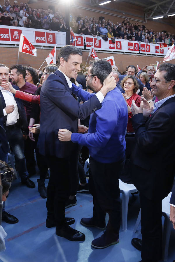 Fotos: Acto electoral de Pedro Sánchez en León