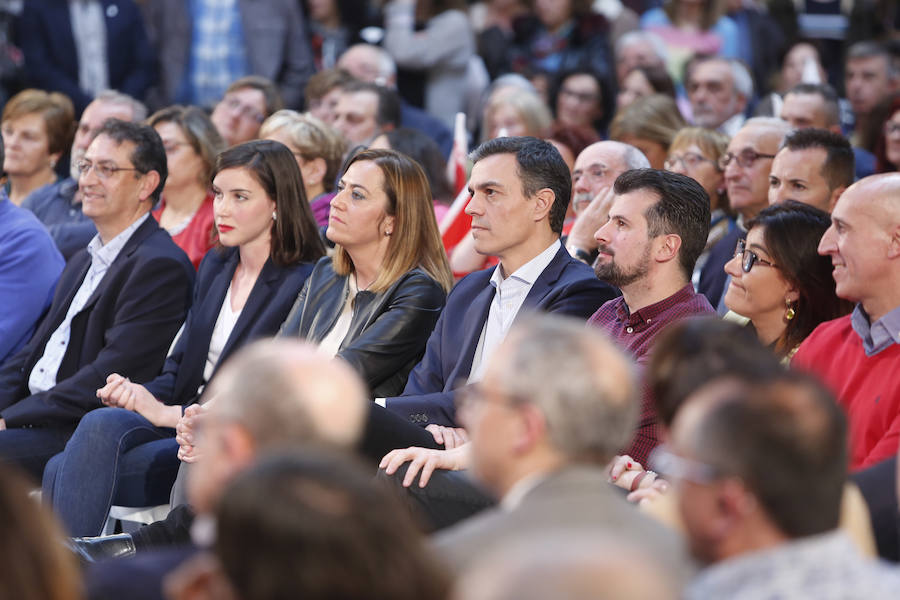 Fotos: Acto electoral de Pedro Sánchez en León