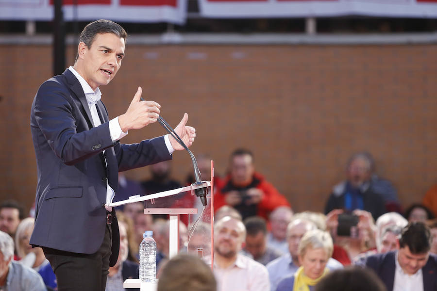 Fotos: Acto electoral de Pedro Sánchez en León