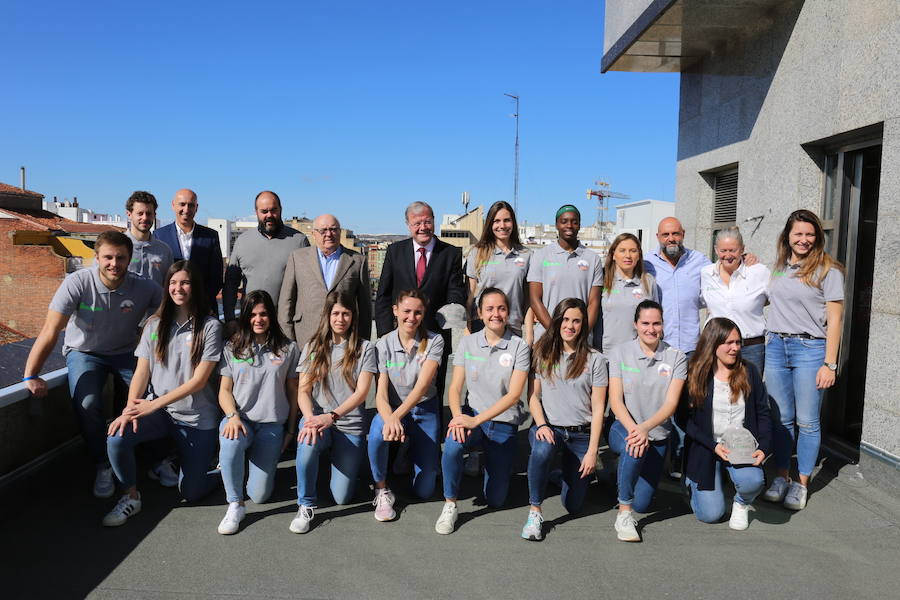 Fotos: Recepción del Ayuntamiento de León al Aros Patatas Hijolusa