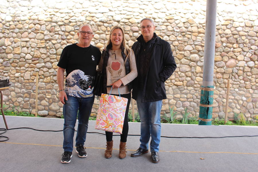 Fotos: Bocadillo solidario en el IES Legio VII