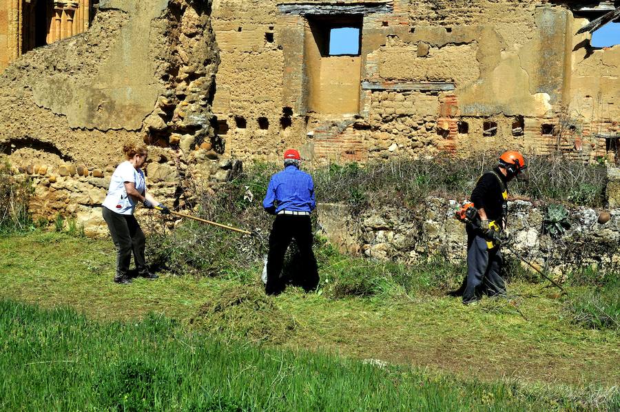 Fotos: Hacendera de Promonumenta y Mansilla Mayor en el monasterio de Sandoval