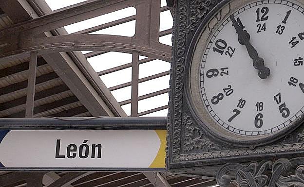 Estación de Feve en León, sin servicio actualmente.