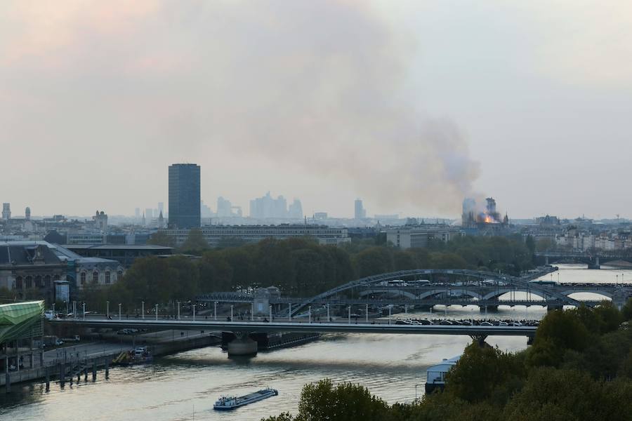 Fotos: Las imágenes del incendio de la Catedral de Notre Dame