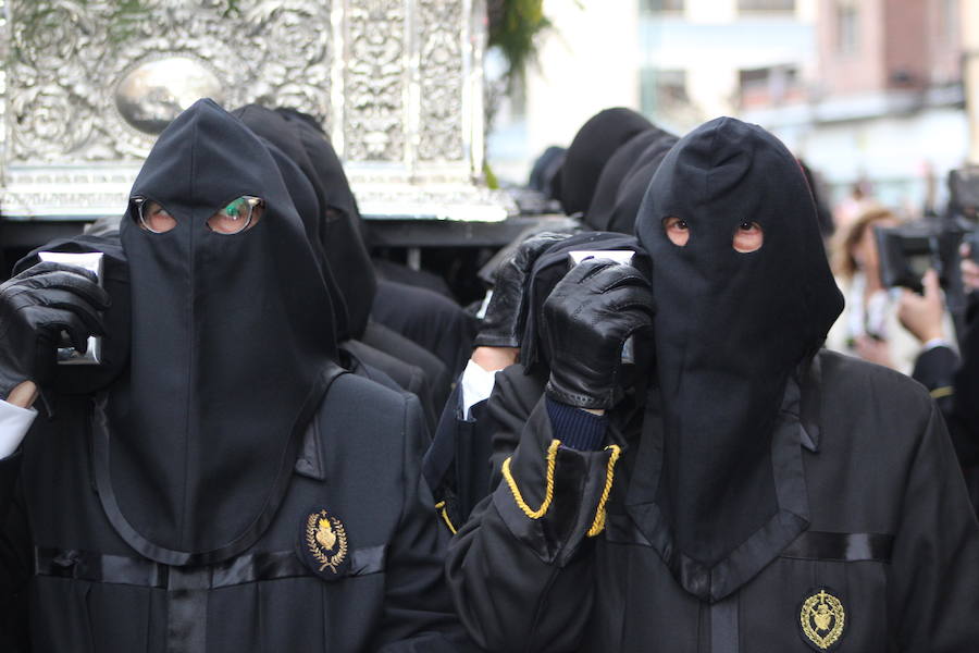 Fotos: Imágenes de la procesión del Dolor de Nuestra Madre