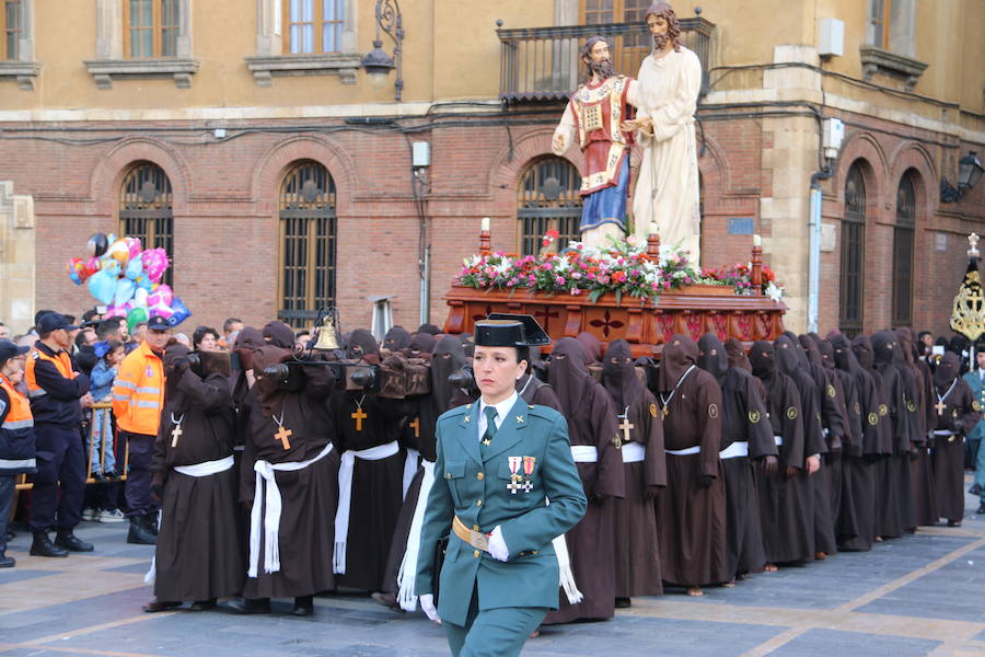 Fotos: Acto del Perdón en la Catedral de León