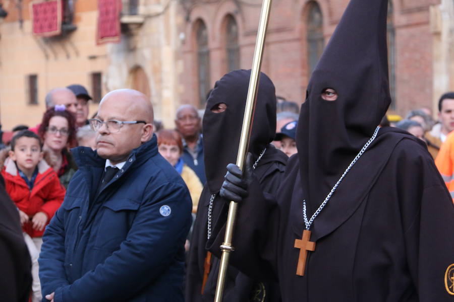 Fotos: Acto del Perdón en la Catedral de León