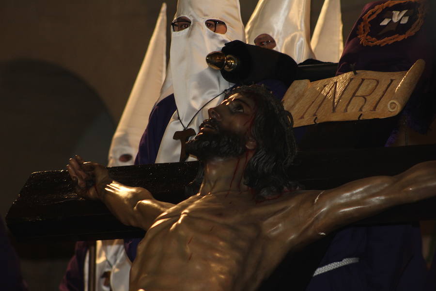 Fotos: Imágenes del Vía Crucis Leonés Cantado