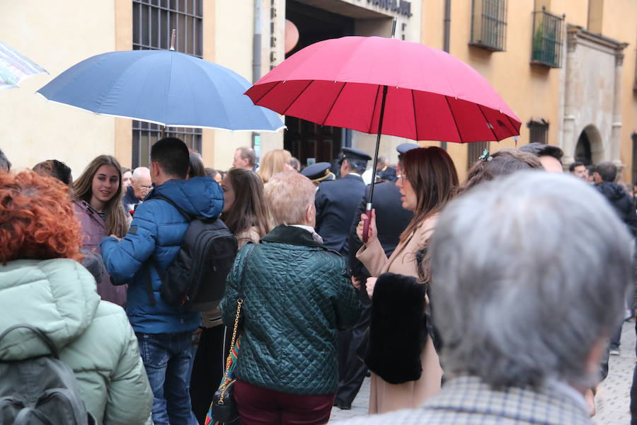 Fotos: Suspendida la Procesión de la Virgen de la Amargura