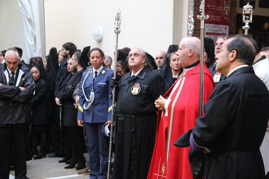 Fotos: Suspendida la Procesión de la Virgen de la Amargura