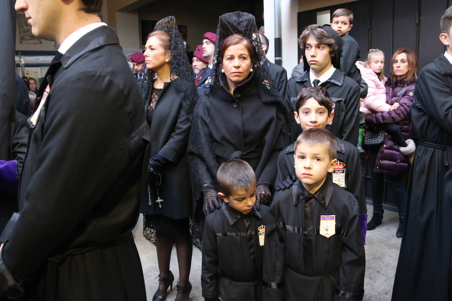 Fotos: Suspendida la Procesión de la Virgen de la Amargura