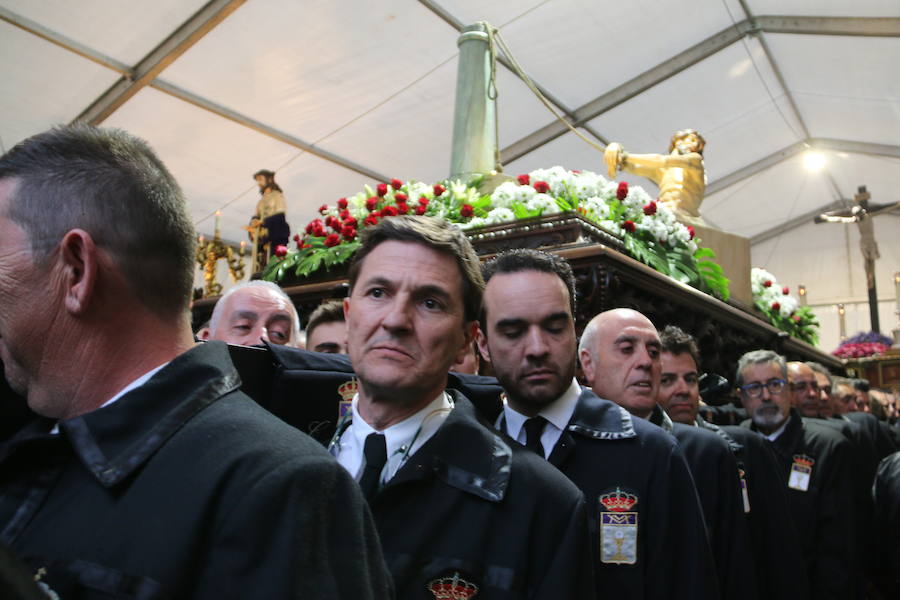 Fotos: Suspendida la Procesión de la Virgen de la Amargura