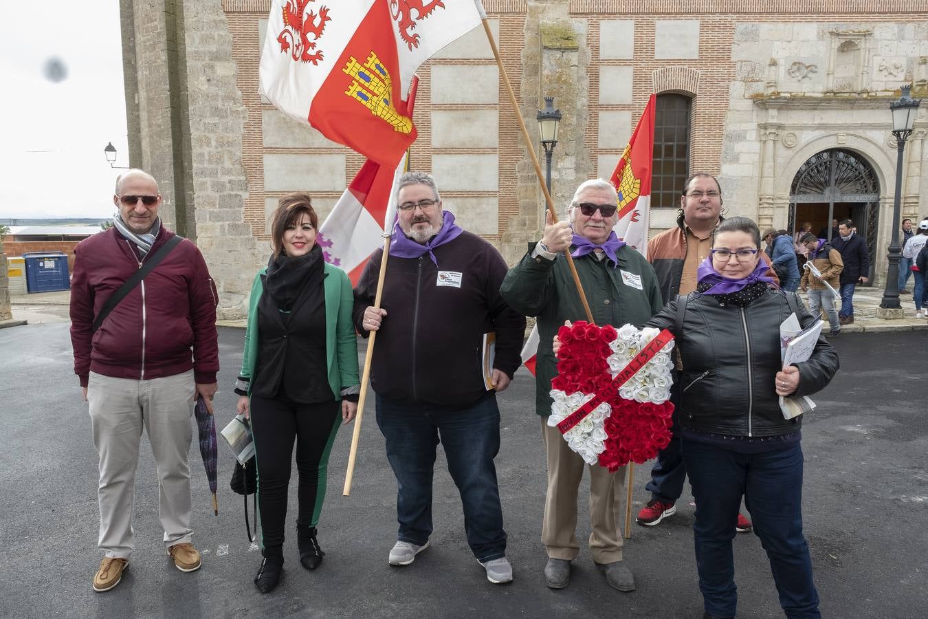 Fotos: Ambiente del día de Castilla y León en Villalar