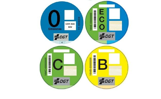 Obligatoria la pegatina de la DGT para todos los coches que circulen por Madrid