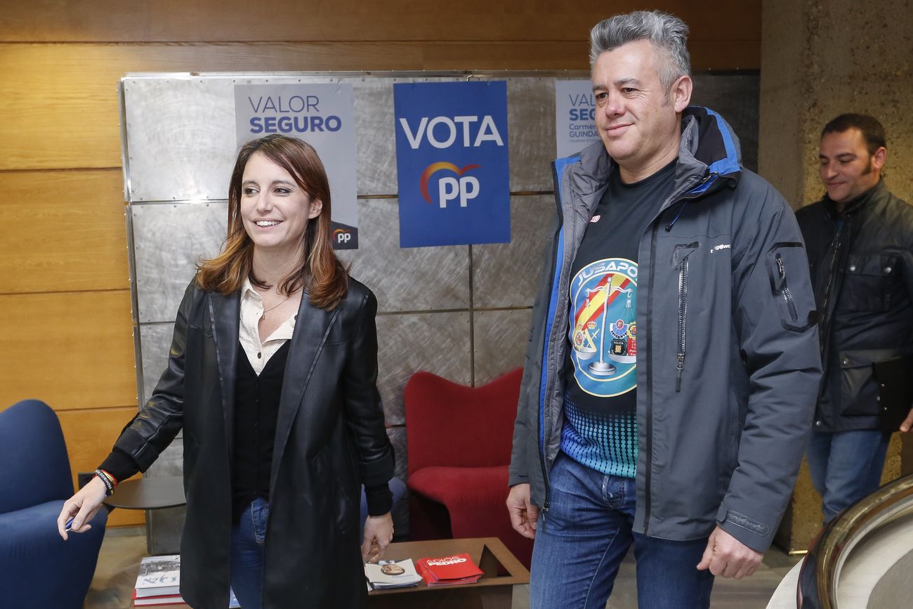 La vicesecretaria de Programas y Estudios del PP y candidata al Congreso por Madrid llega a León para reunirse con Jusapol, reclamando la equiparación de salarios entre Policías Nacionales y Guardias Civiles con la policía autonómica