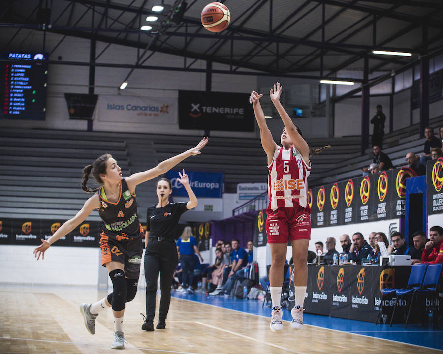 Fotos: Las imágenes del partido entre el Almería 64-58 Patatas Hijolusa