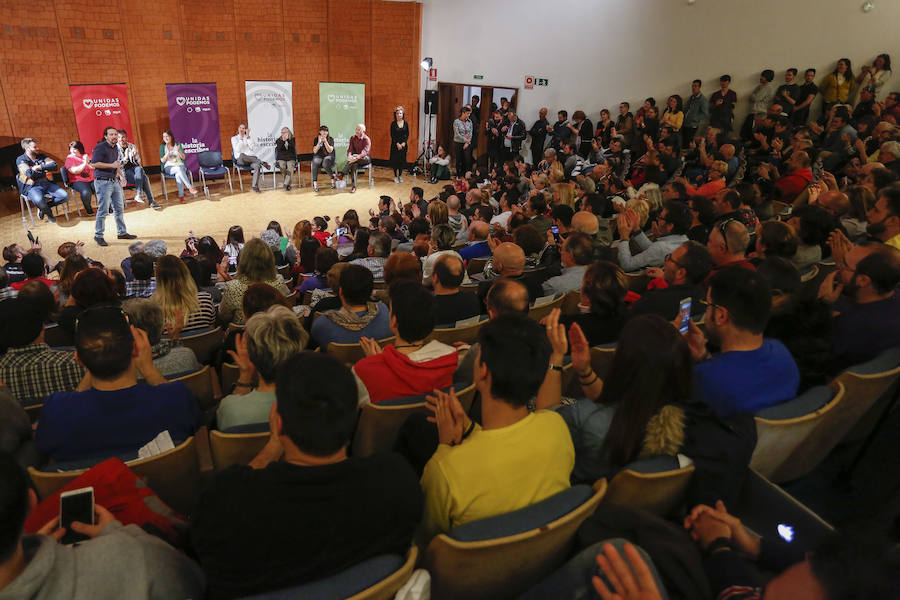 Fotos: Acto público de Pablo Iglesias en León