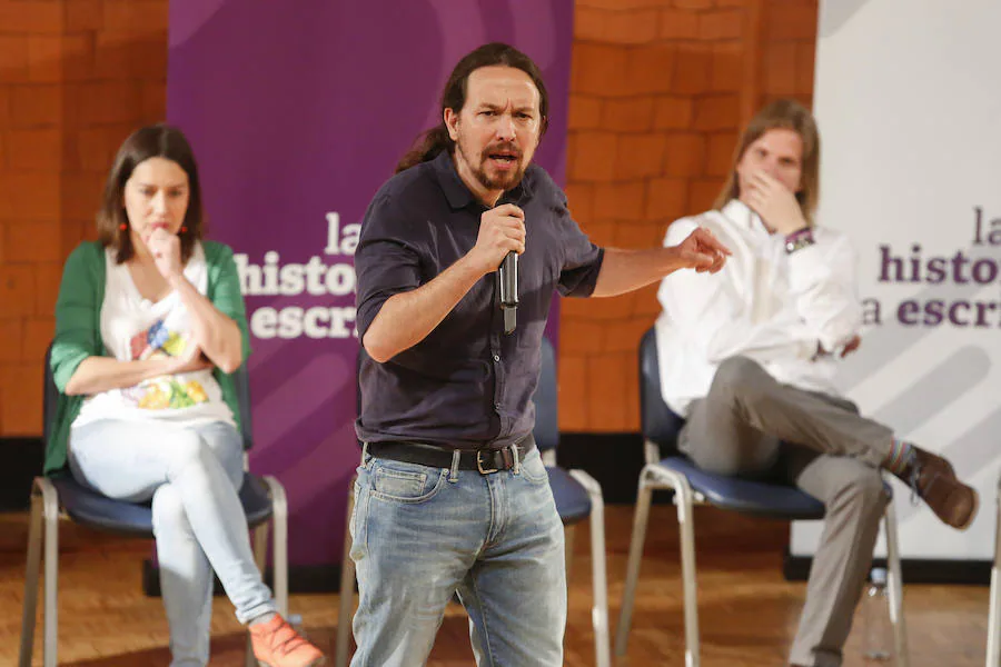 Fotos: Acto público de Pablo Iglesias en León