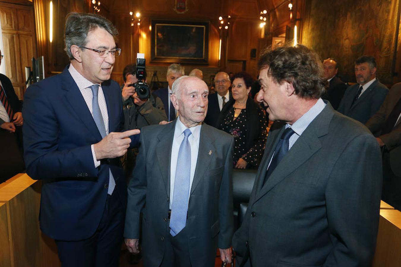 Fotos: Recuerdo a los primeros diputados provinciales de la democracia