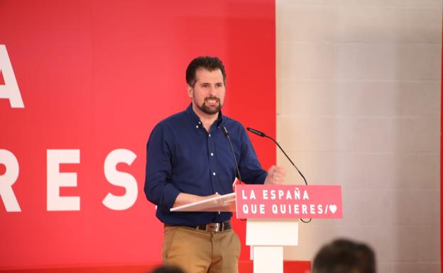 Luis Tudanca, durante su intervención en el cierre de campaña en León.