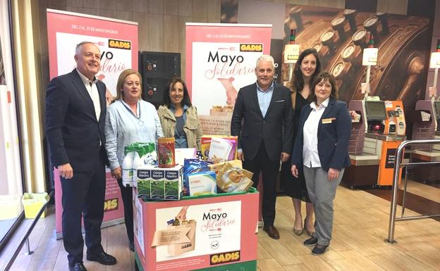 Mayo Solidario, en uno de los supermercados Gadis.