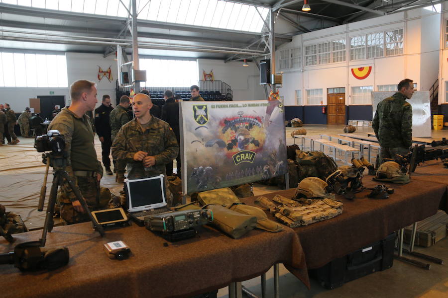 La Brigada Paracaidista lleva la pauta del ejercicio Lone Paratrooper 2019, en el que los paracaidistas de élite de España, Francia, Italia, EE.UU, Portugal, Holanda y Polonia se entrenan en el mejor escenario posible: la Academia Básica del Aire